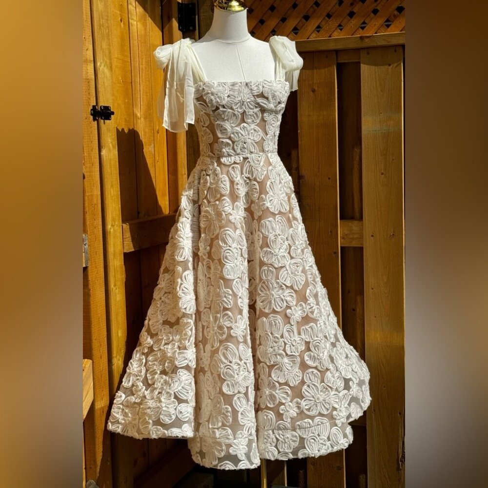 🆕 BRONX & BANCO 🧿 NWOT Sabrina White Bridal Midi Dress, Sz XS / US 2 - Picture 8 of 17